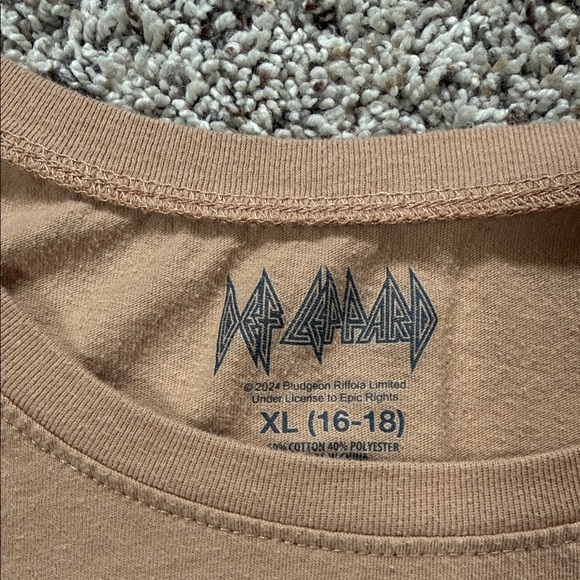 Women’s Graphic Tee Bundle size XXL - Picture 3 of 12